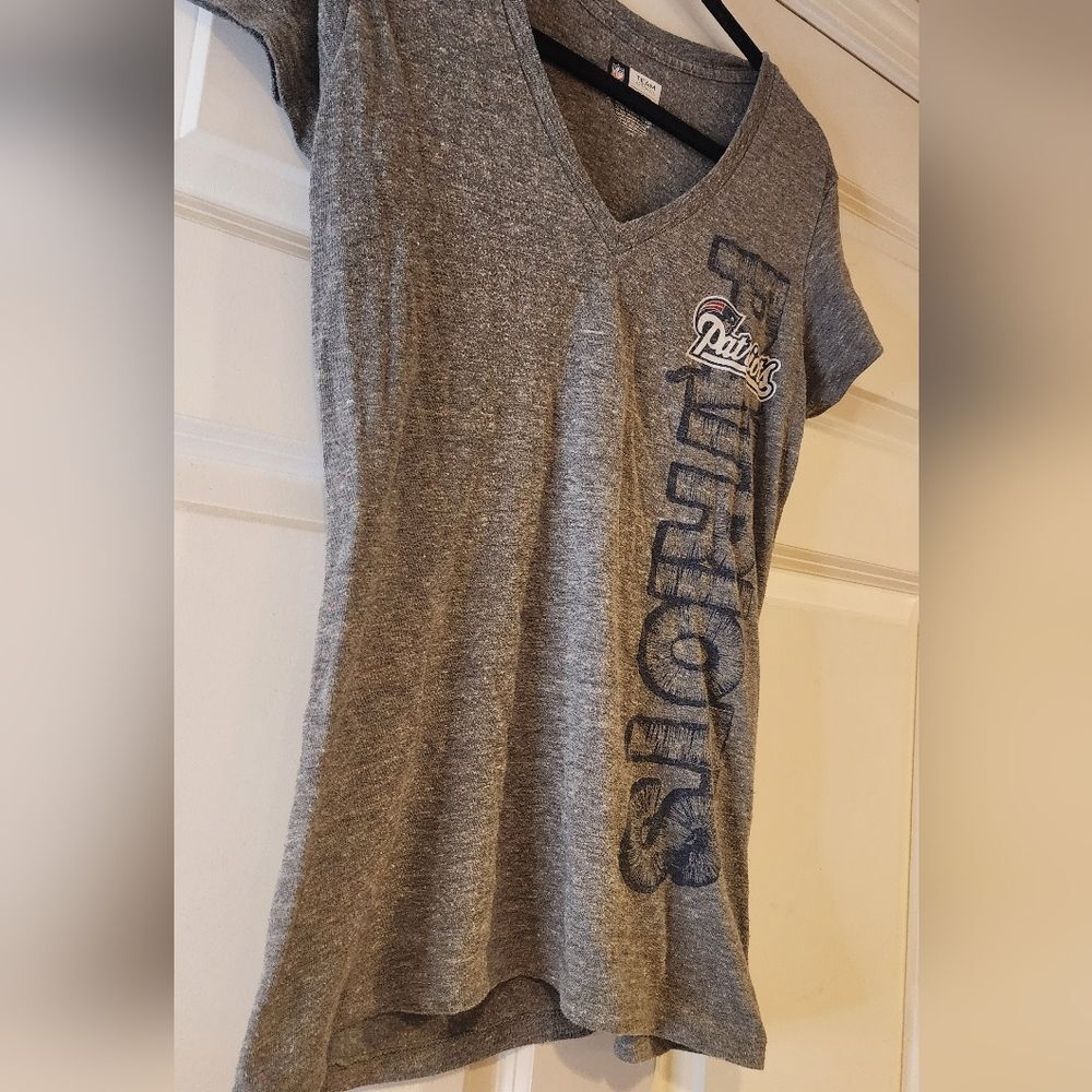 NFL Gray Short Sleeve Tee - Picture 2 of 3
